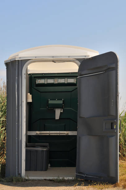 Best Porta potty rental near me  in Gretna, FL